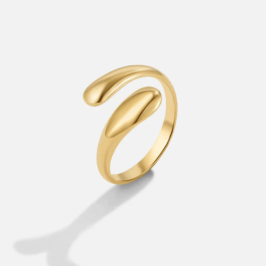 Heloísa Adjustable Teardrop Ring
